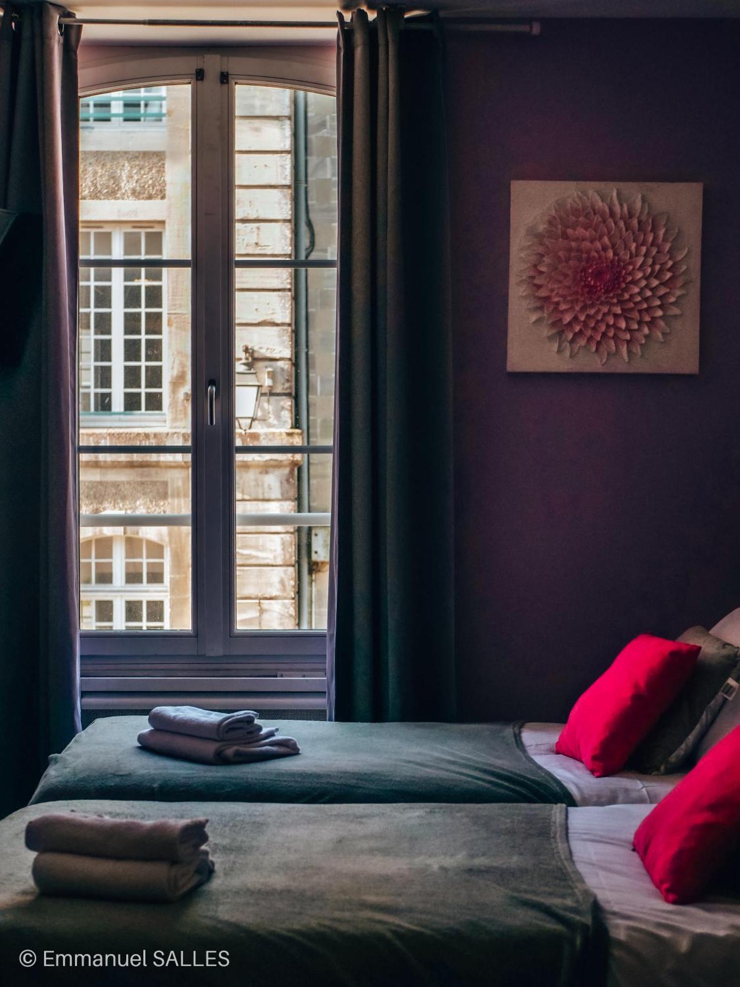 Hotel Le Saint Patrice Bayeux Kültér fotó