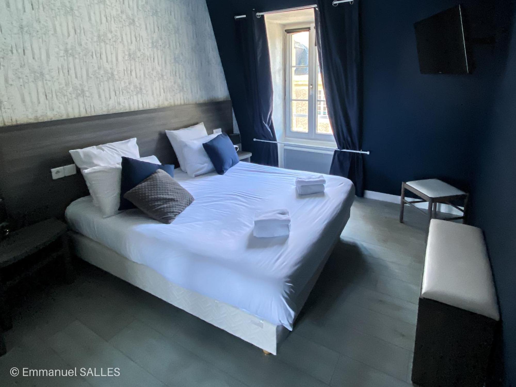 Hotel Le Saint Patrice Bayeux Kültér fotó