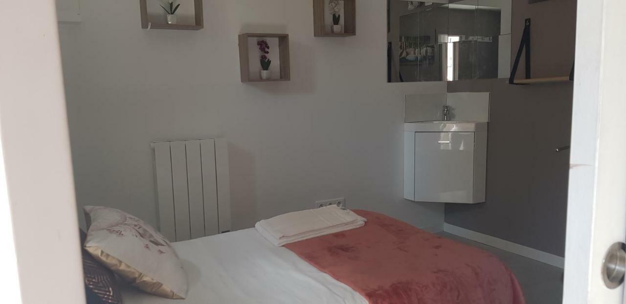 Hotel Le Saint Patrice Bayeux Kültér fotó